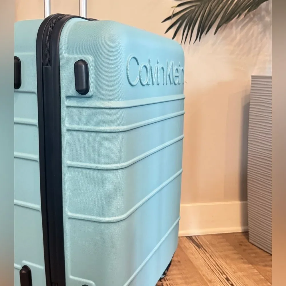 Calvin Klein Fillmore Hard Side Luggage, suitcase 1 Piece travel bag size 28“